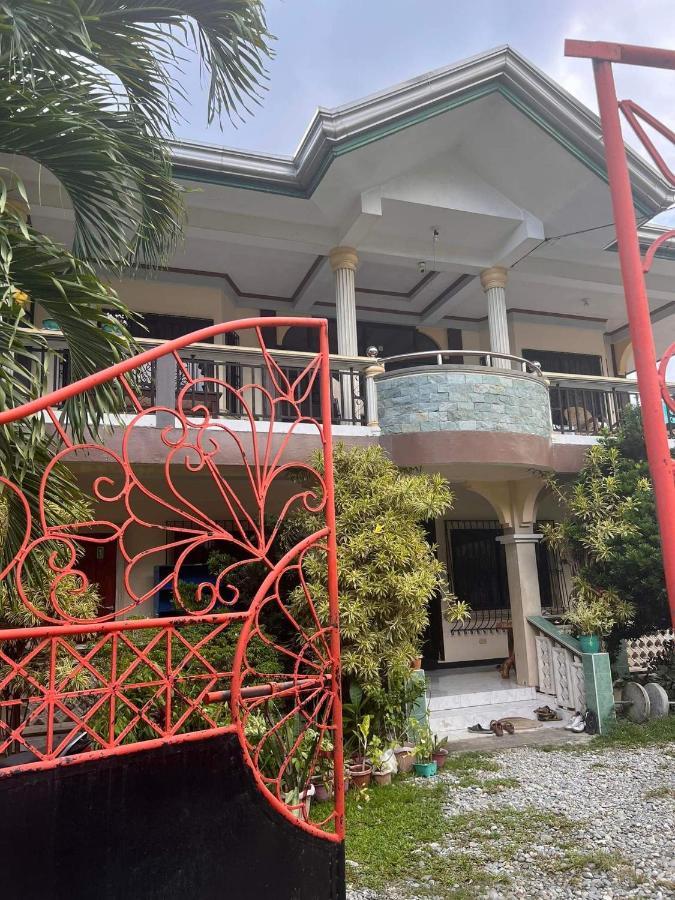 Riverside At Aninuan Accommodation And Food Puerto Galera Buitenkant foto