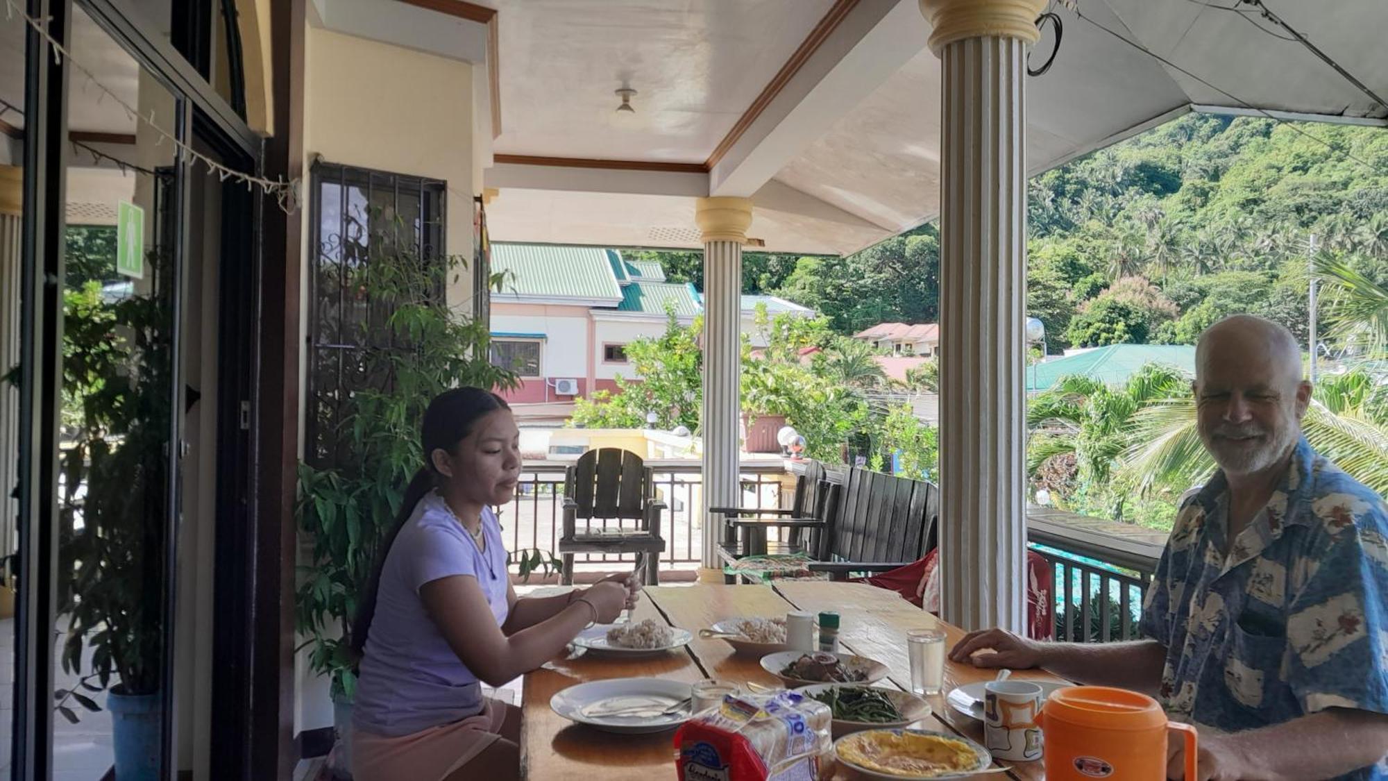 Riverside At Aninuan Accommodation And Food Puerto Galera Buitenkant foto