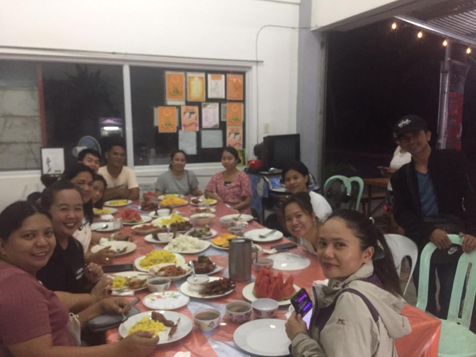 Riverside At Aninuan Accommodation And Food Puerto Galera Buitenkant foto